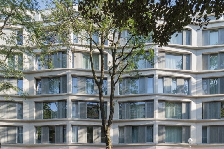 Wilmina Apartments 1 Wilmina Apartments Neubau „Carlotta“ mit historischer Backstein- und moderner Glasfront in Berlin